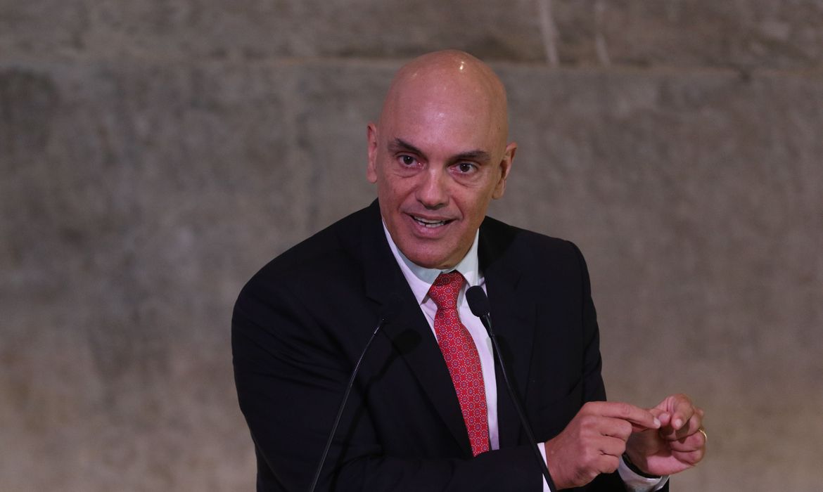 NÃO LIBEROU | Alexandre de Moraes decide que Anderson Torres permanecerá detido
